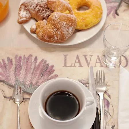 ベッド・アンド・ブレックファスト Via Della Grotta